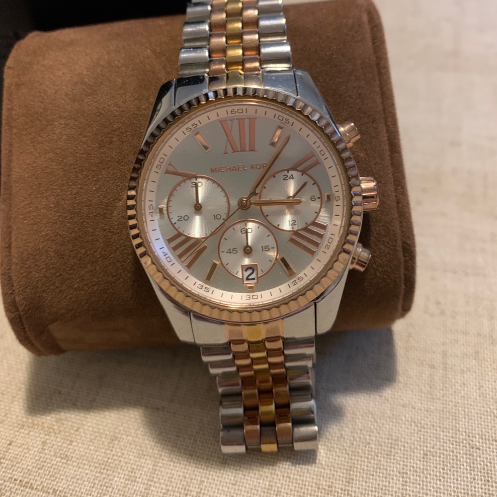 Michael Kors Woman’s Watch